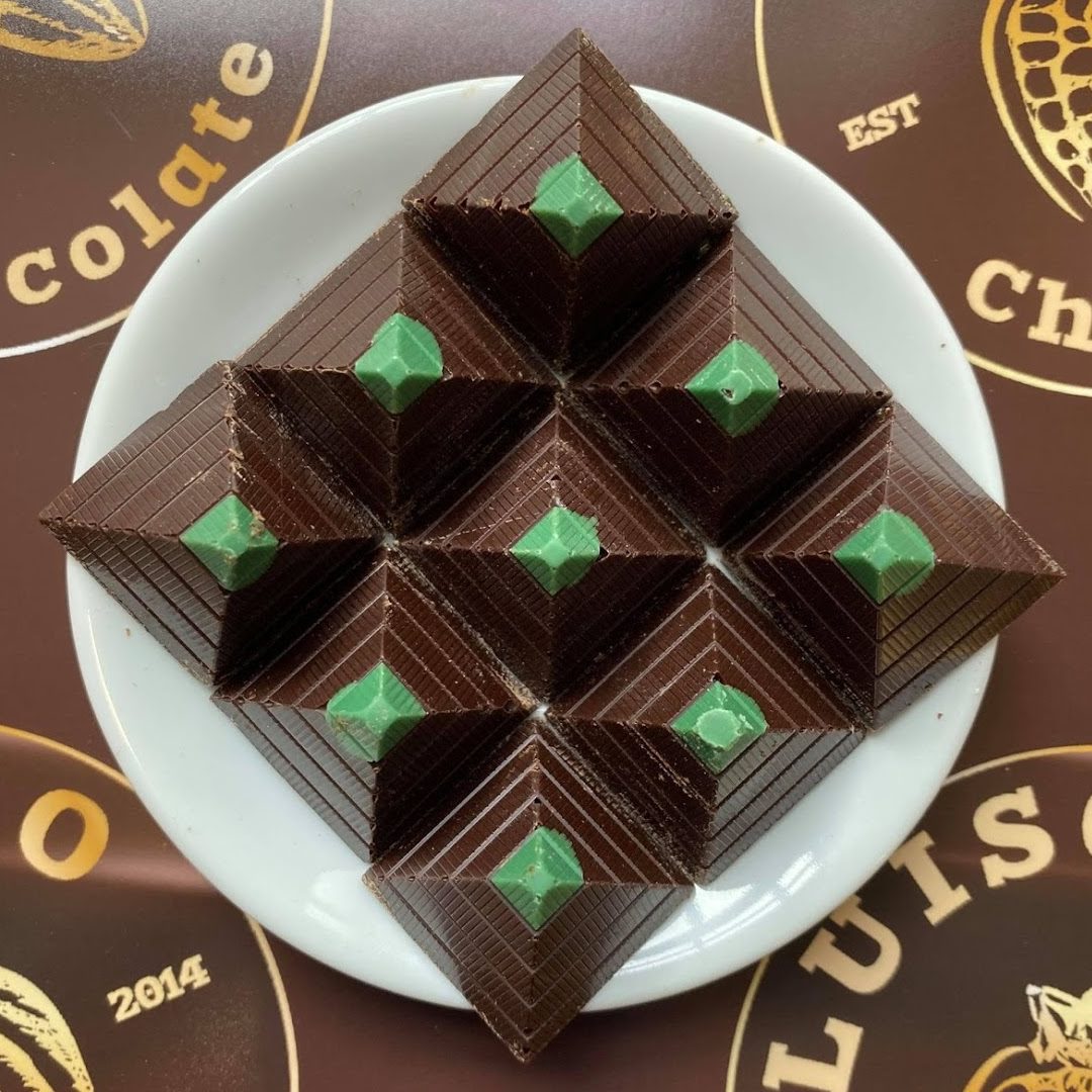Mint Cream Pyramids